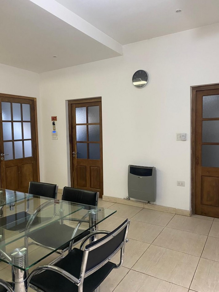 VENTA CASA EN BARRIO AZCUENAGA