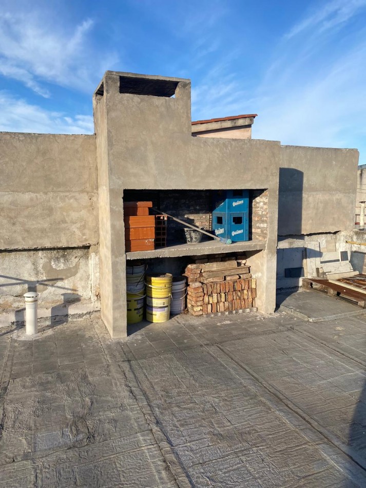 VENTA CASA EN BARRIO AZCUENAGA